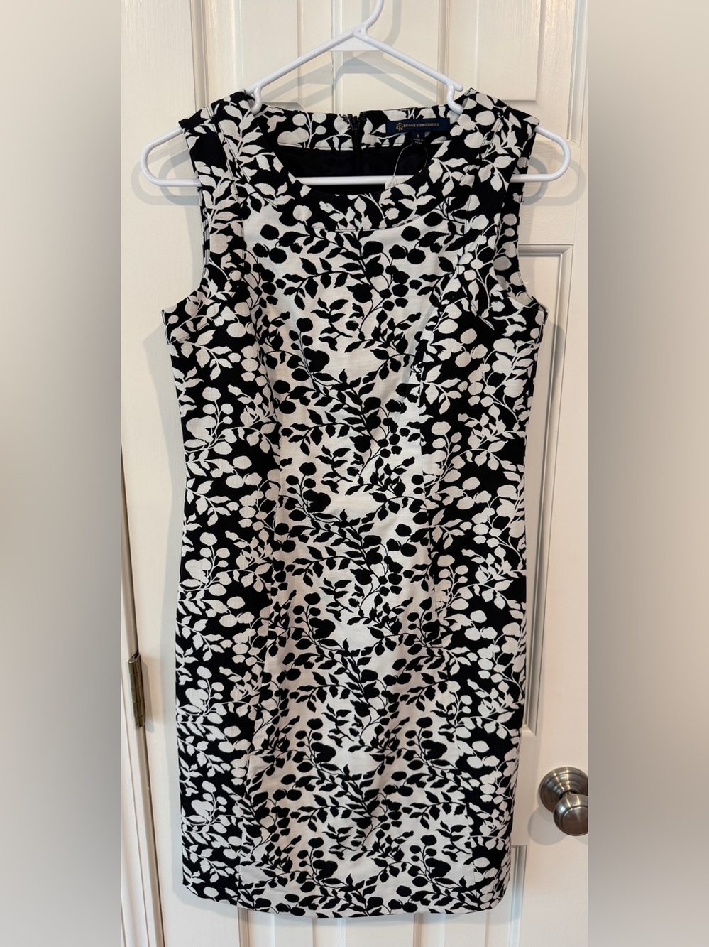 Brooks Brothers Black and White Floral Sheath Dress